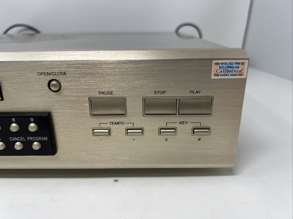 California electronics dvd-midi-8000KN karaoke Player UNTESTED