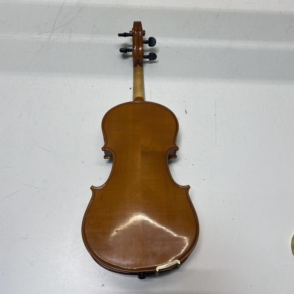 Violin w/ Case & Accessories