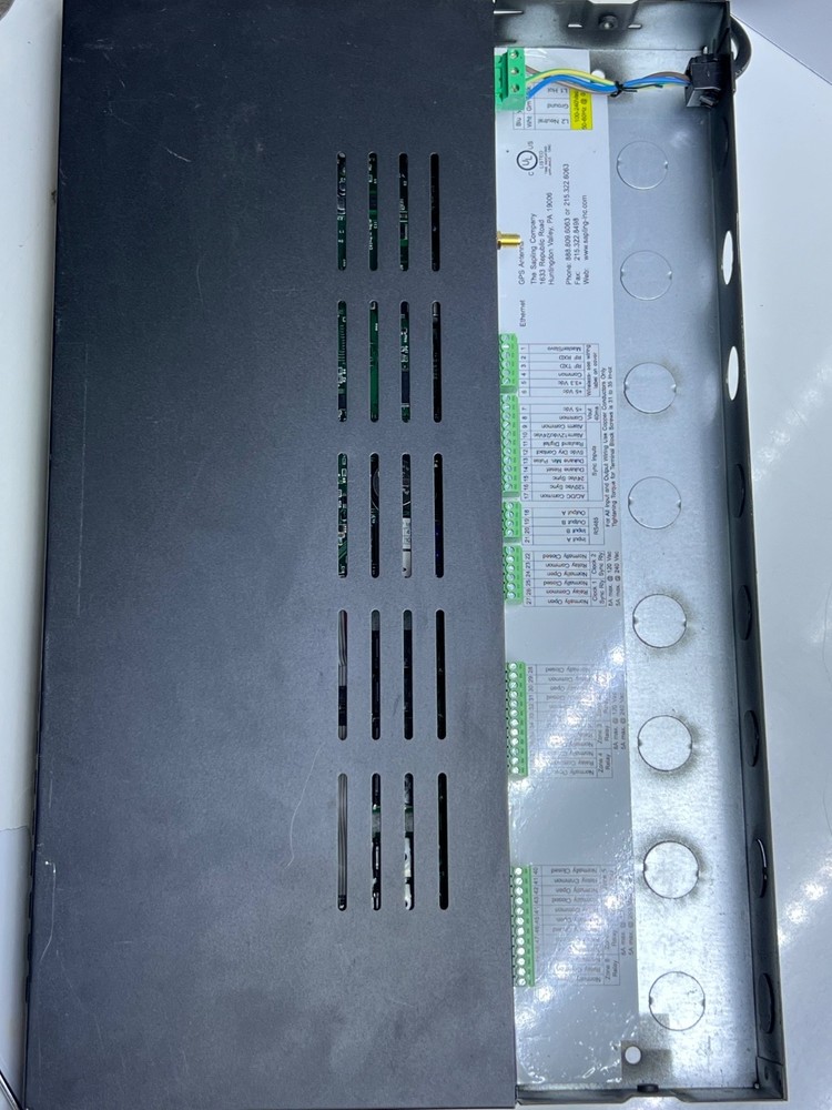 Sapling Master Clocks NPT-8R0-0108-1