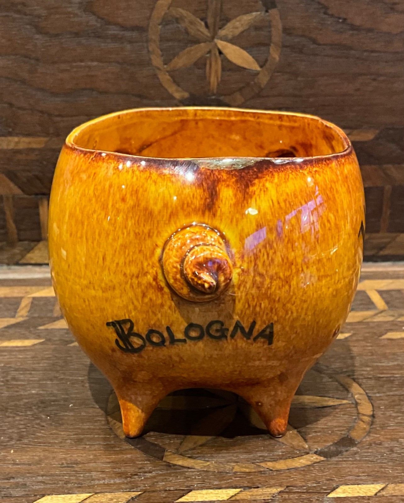 Ceramic Amana Meat Shop Pig Colonies Ham Bacon Bologna RARE planter / bowl ?