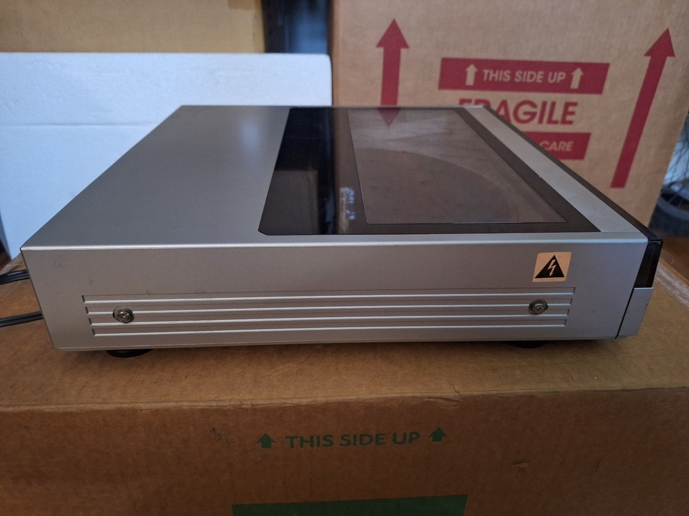 Sony Biotracer Linear Tracking Stereo Turntable PS-FL77