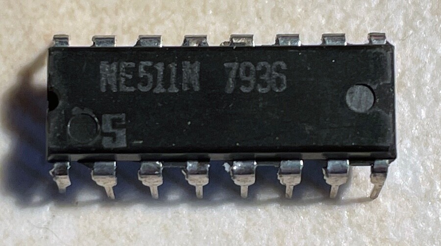 Signetics NE511N Operational Amplifier - NOS