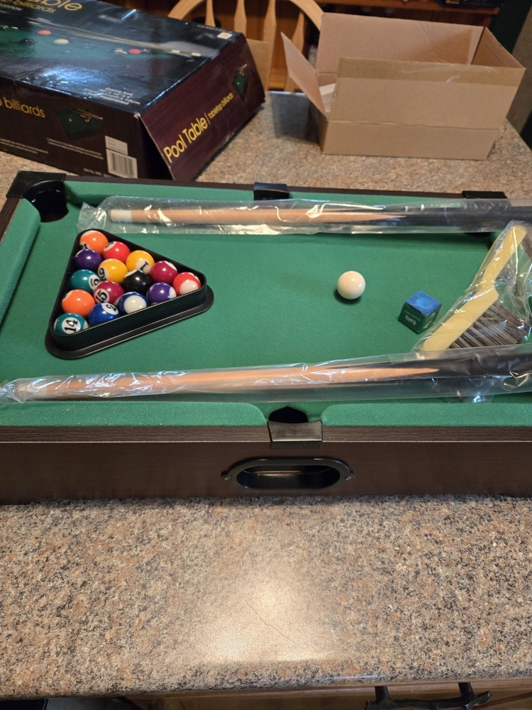 Table top billiards pool table (B104)