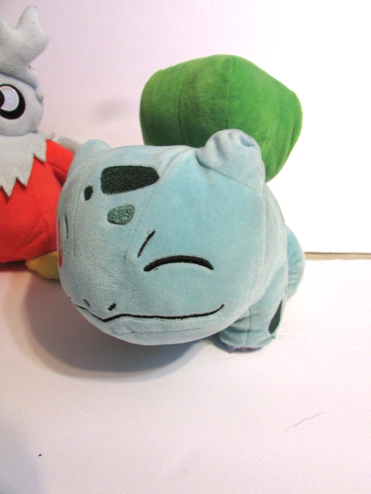 Lot Of 4 Pokemon Plush Pikachu W/Flower Delibird Bulbasaur