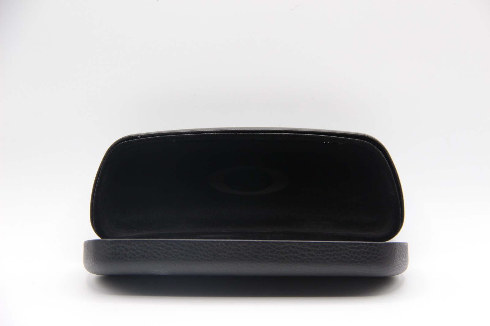 NEW OAKLEY BLACK MEDIUM AUTHENTIC EYEGLASSES SUNGLASSES CASE ONLY