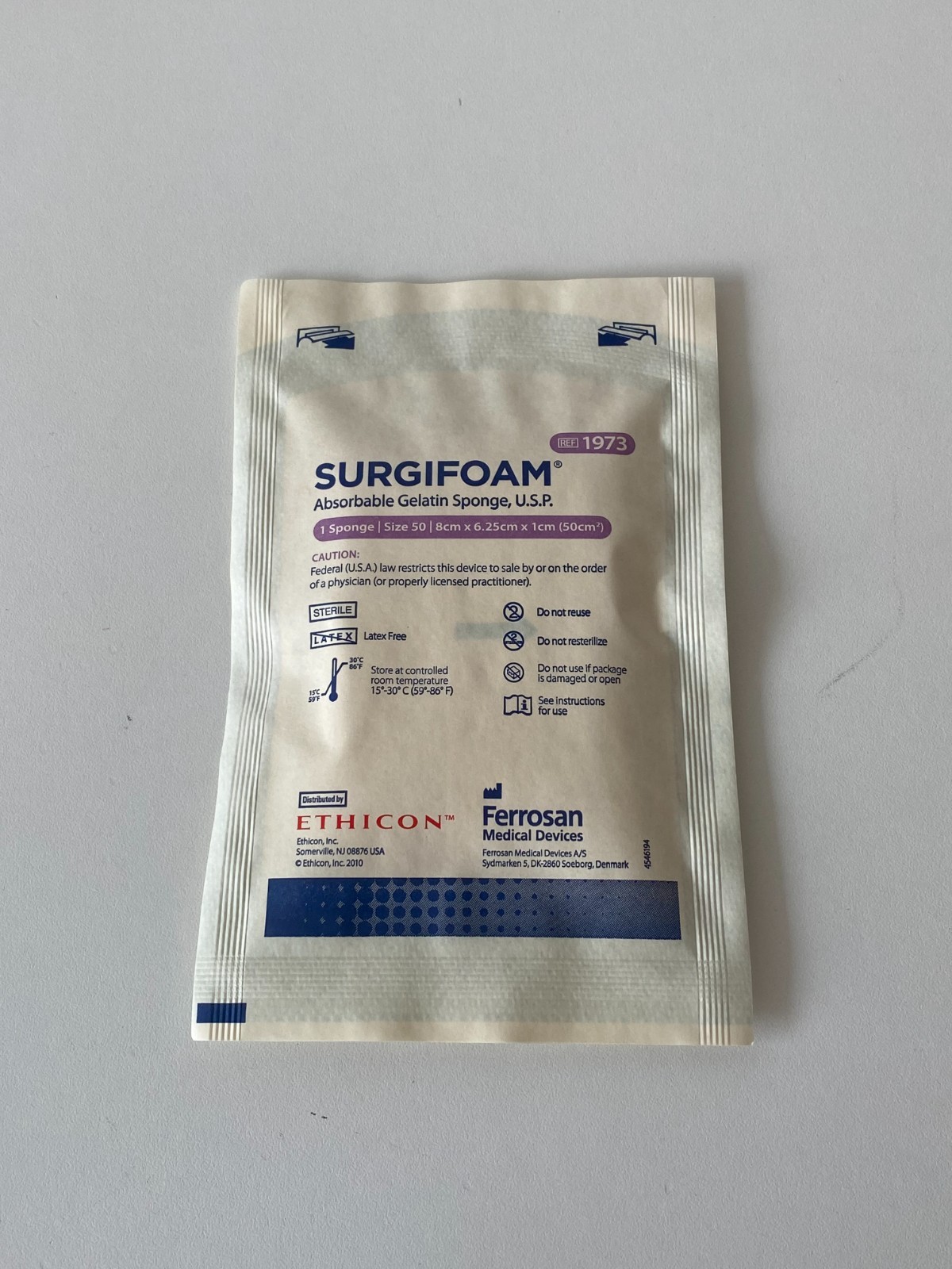 Box of 4 Surgifoam Absorbable 1973 Exp.2029-04 (*CC28/H56/DD17/DD36*)