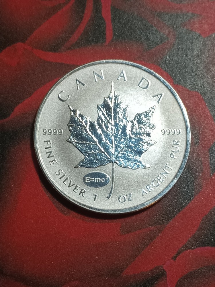 2015 1 OUNCE $5 .9999 FINE SILVER CANADA MAPLE LEAF E=MC2  PREVY QUEEN ELIZABETH