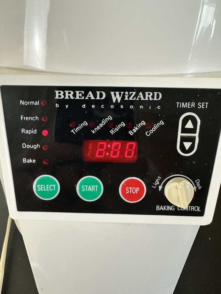 Bread Wizard Bread Maker 570 by Decosonic 5 Settings | Paddle + Pan | Tested