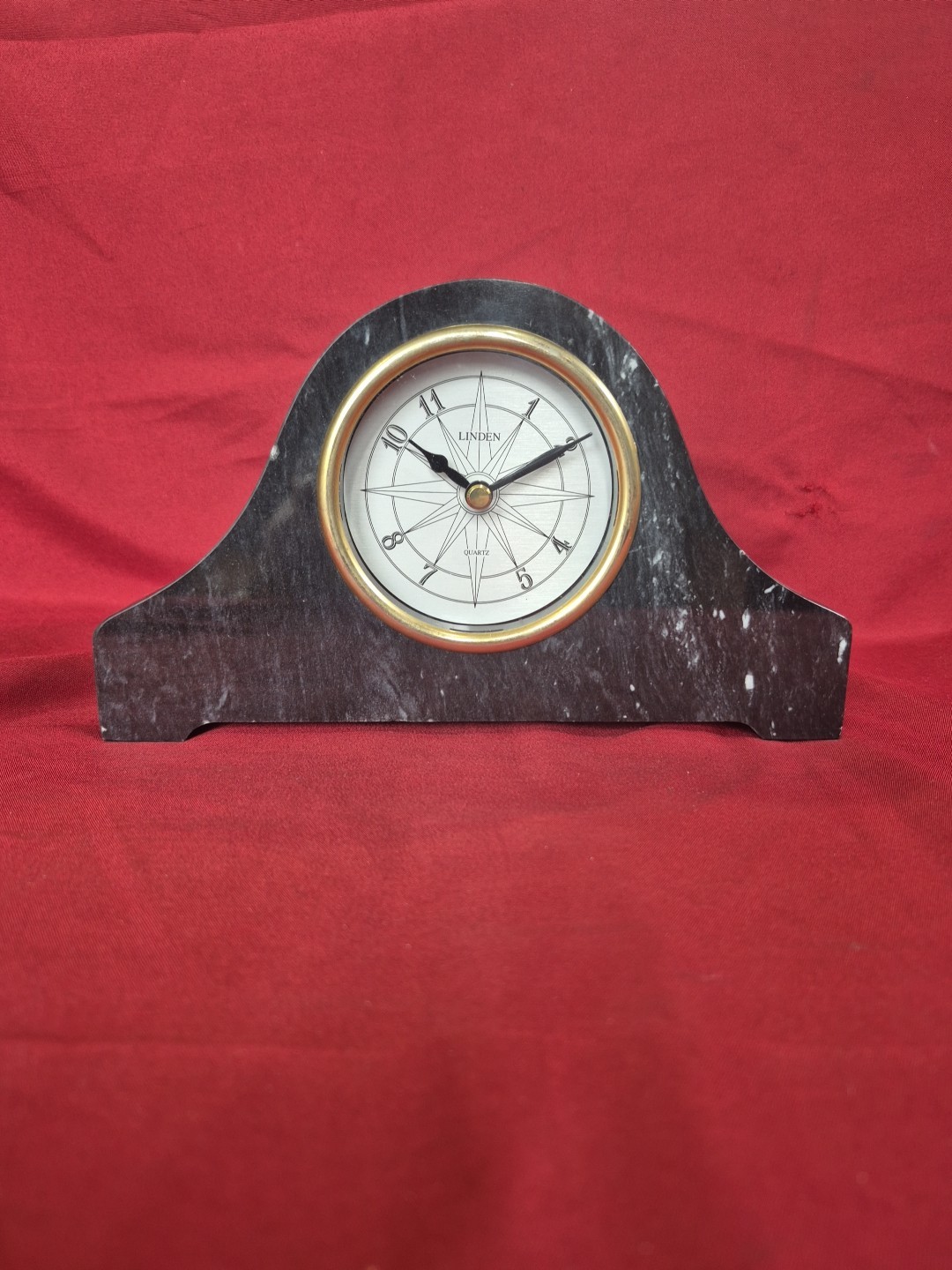 Linden Marble Desk Clock
