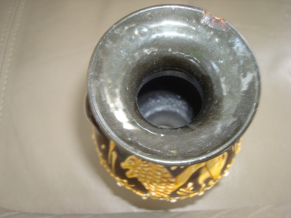 3 VINTAGE DECORATIVE VASES