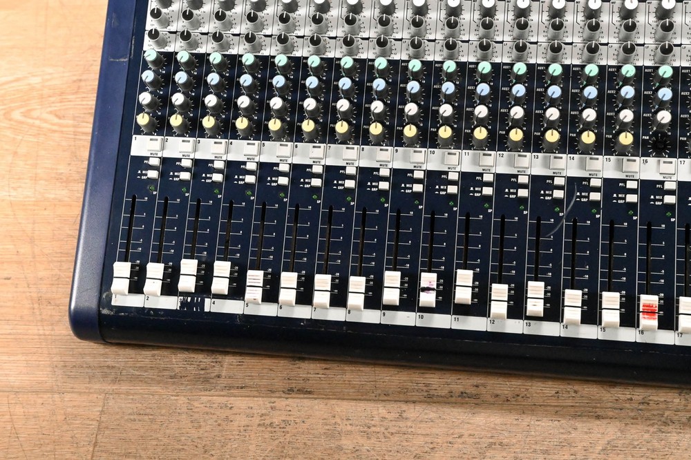 Soundcraft MPM 20/2 Multipurpose Mixing Console CG01S62