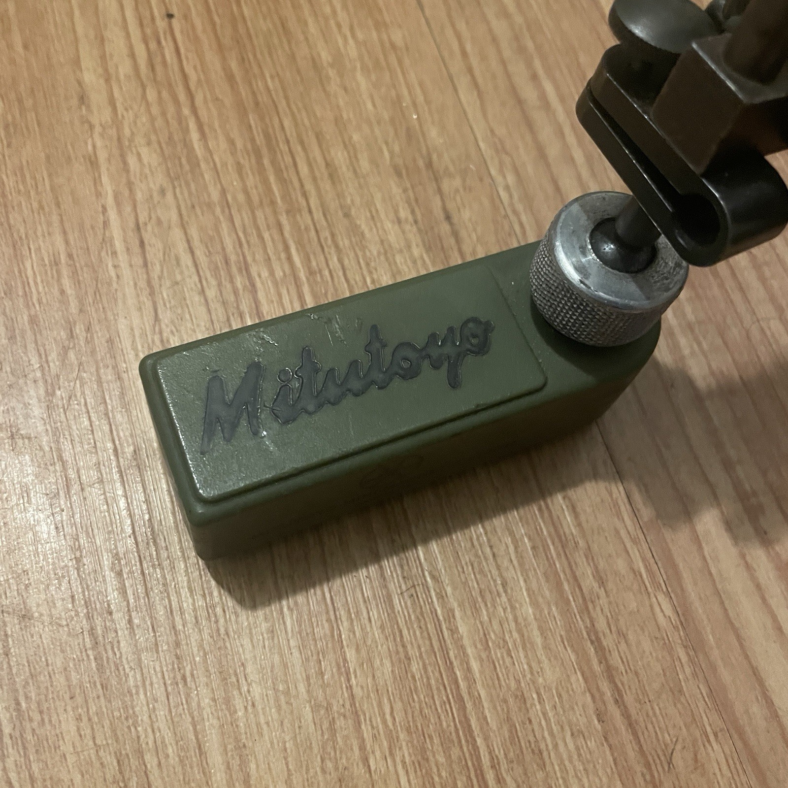 Mitutoyo Magnetic Stand Holder with Starrett 196 Dial Indicator Machinist Tools