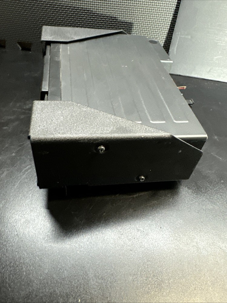 1999 Mercedes C280 CD Changer 6 Disk Player