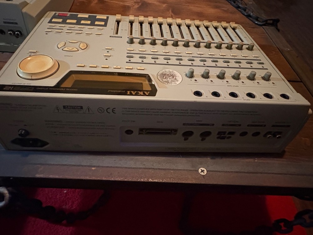 Akai DPS12 Digital Personal Audio Studio Internal Iomega