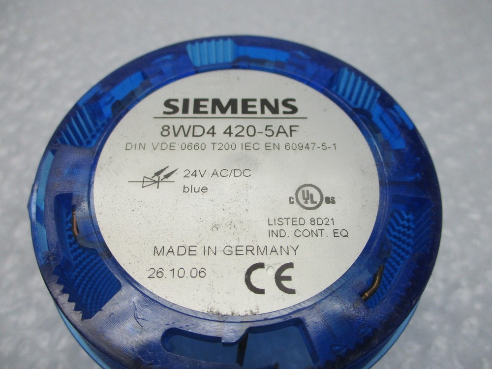 SIEMENS 8WD4420-5AF STACK LIGHT BLUE NSNP