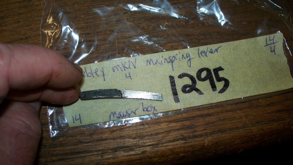 Webley, MKIV model, mainspring lever