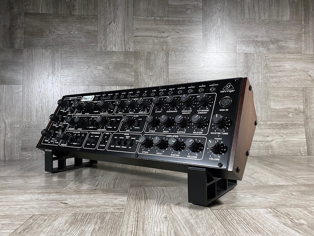 B-STOCK / L40º Universal Stand for Behringer Eurorack Case Synth Modules - BLACK