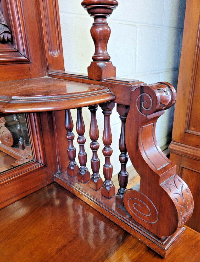 ANTIQUE VICTORIAN MAHOGANY SIDEBOARD BACKBAR