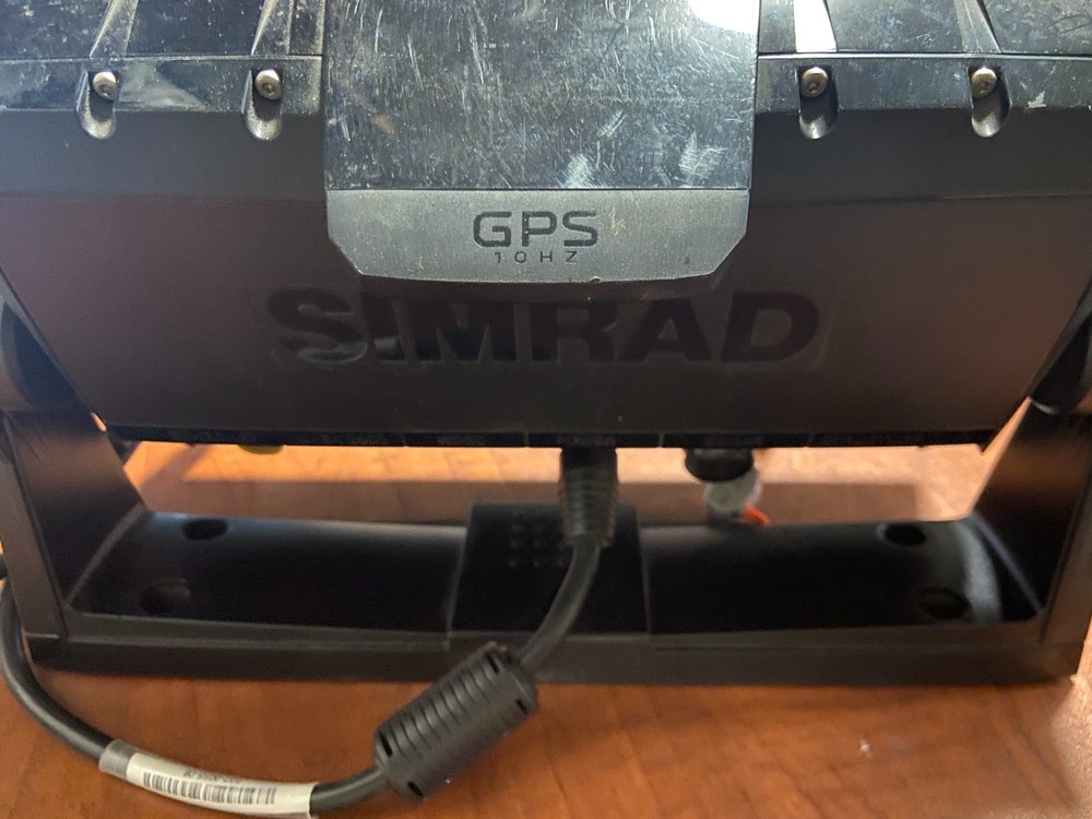 Simrad NSS9 Evo2 9" Touchscreen MFD Chartplotter with Power Cord, READ DESCRIP.