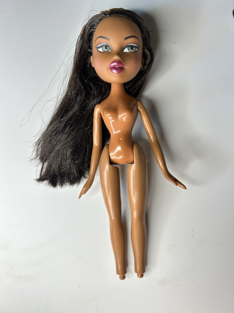 Bratz Sunkissed Summer Sasha Redressed
