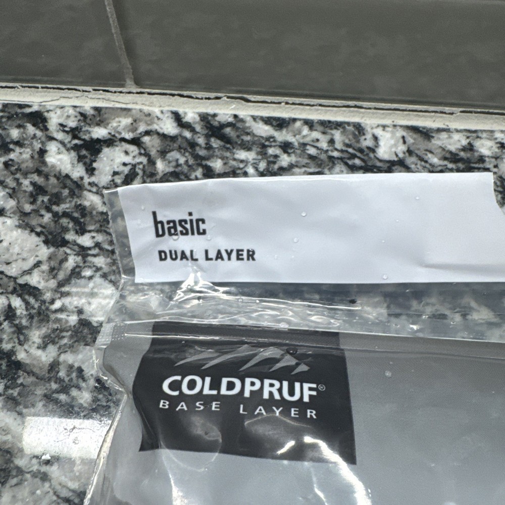 ColdPruf Men's Size Medium, Basic Base Daul Layer thermal leggings Winter White