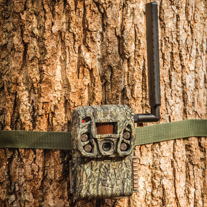Browning Trail Camera - Defender Wireless Vision Pro HD