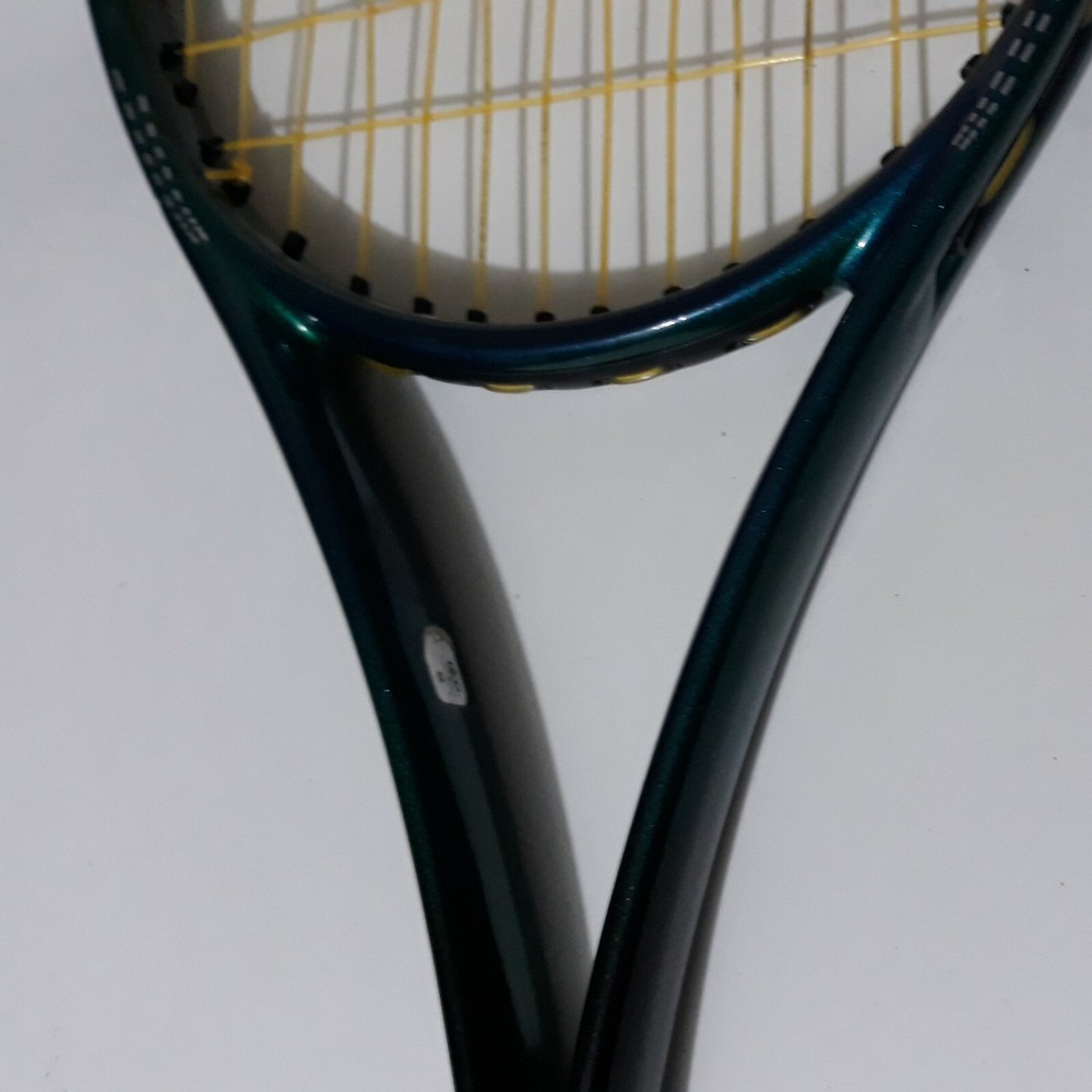 Head Genesis 380 Squash Raquet with carry case