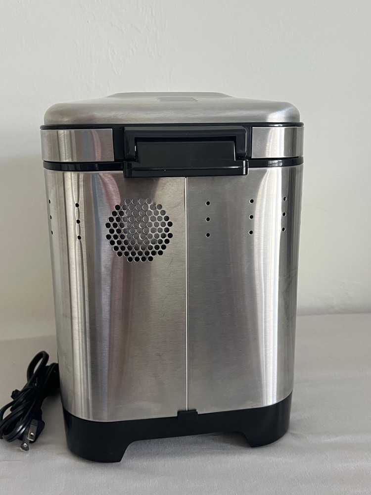 Cuisinart CBK-110 Automatic Bread Maker Compact Stainless Steel 12 Programs