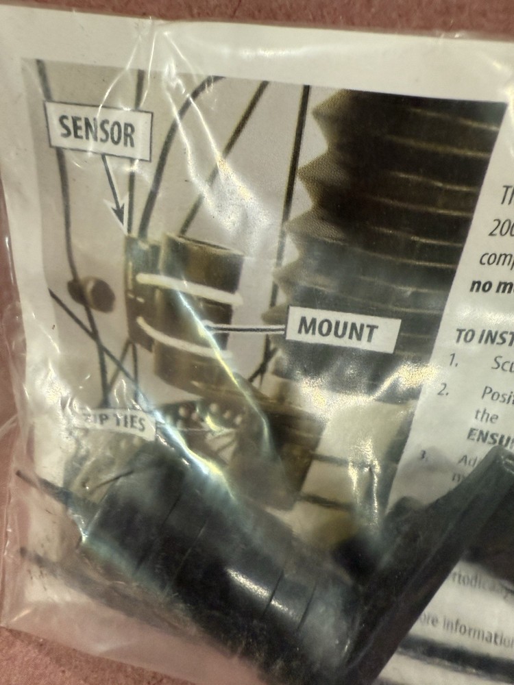 CANNONDALE LEFTY COMPUTER SENSOR MOUNT NOS 8CM01/BLK