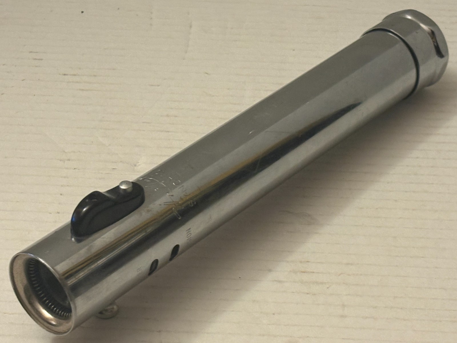 Vintage Heiland Synchronar camera flash & reflector 3 cell light sabre Star Wars