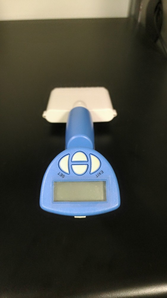 LABNET BIOPETTE E 10-200µL Multichannel Electronic Pipette