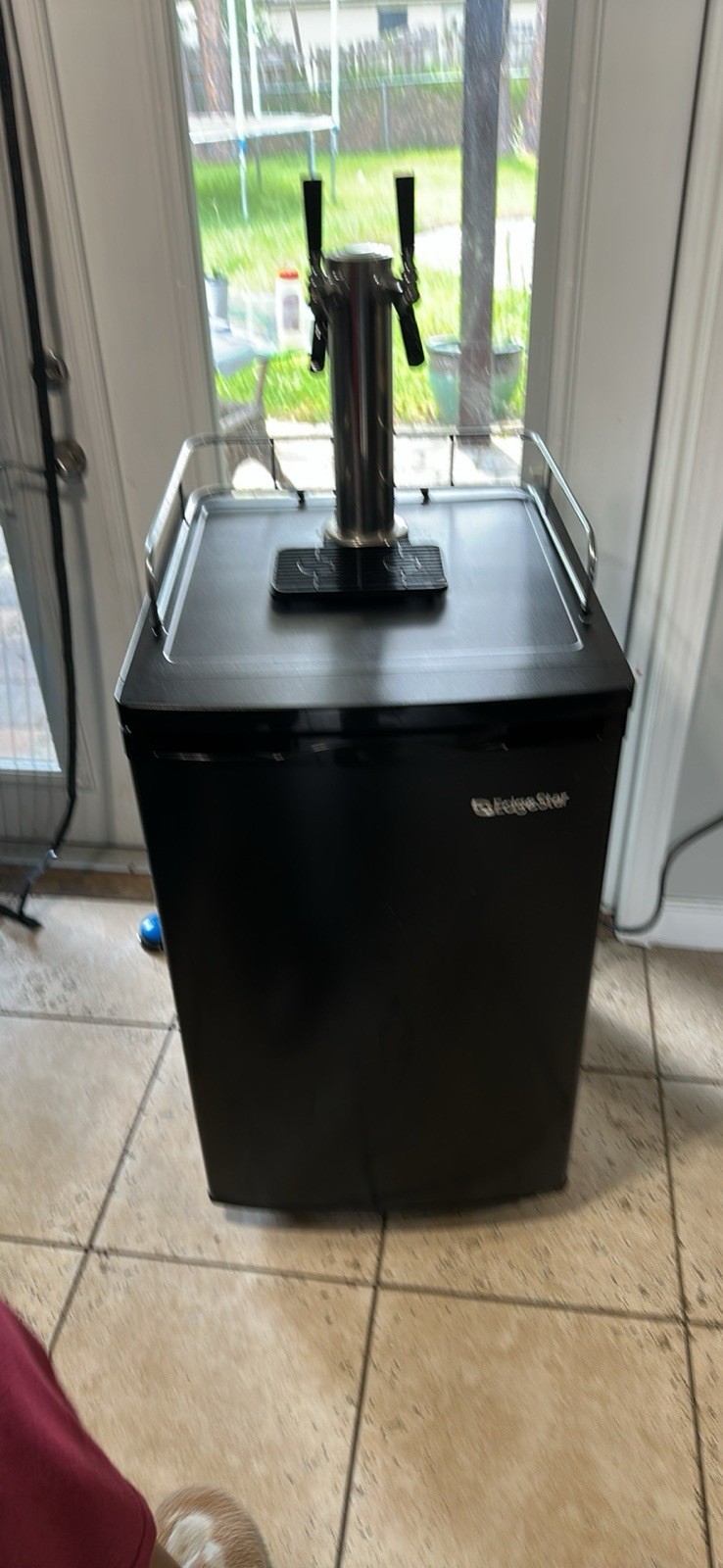 Double Tap Edgestar Kegerator With One Keg.
