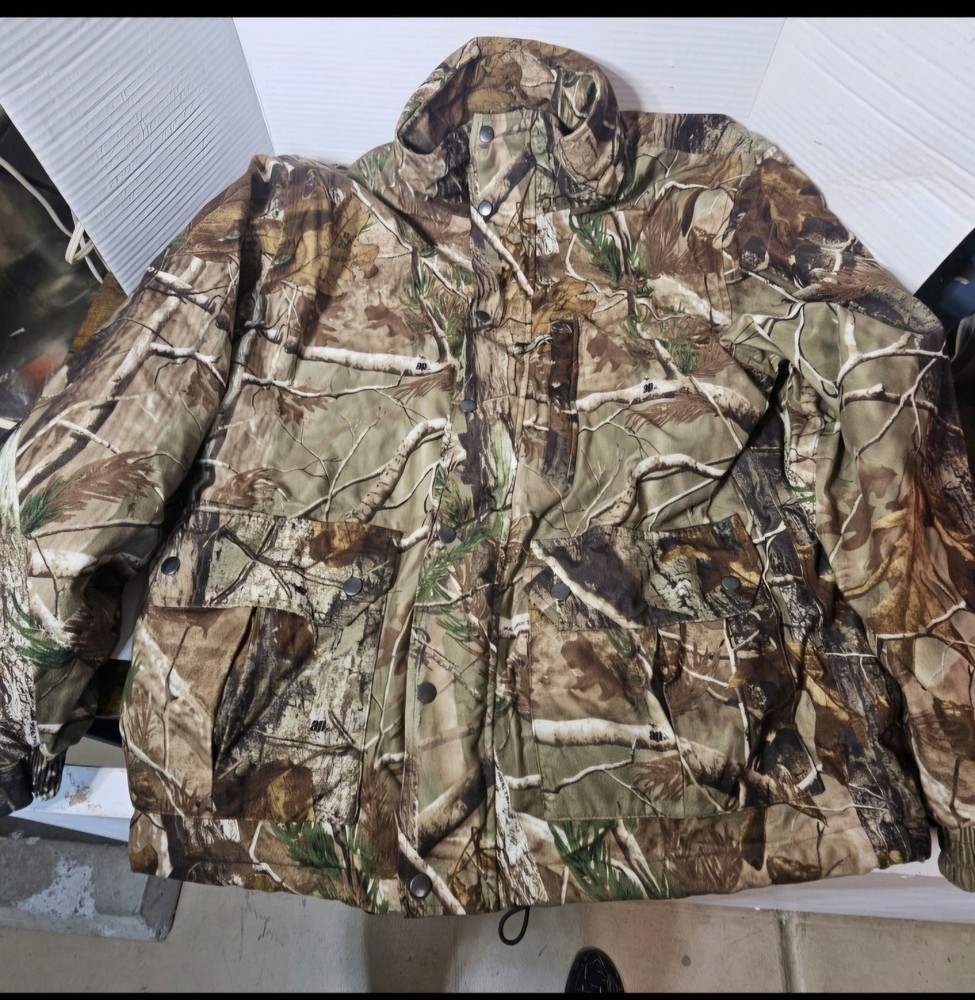 Real Tree Edge Camo Hooded Jacket-medium