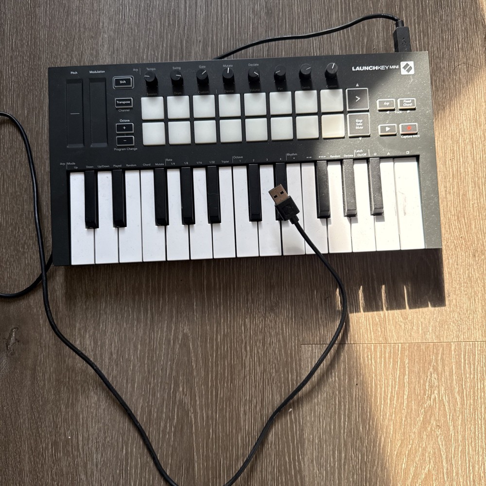 Novation LaunchKey Mini MK3