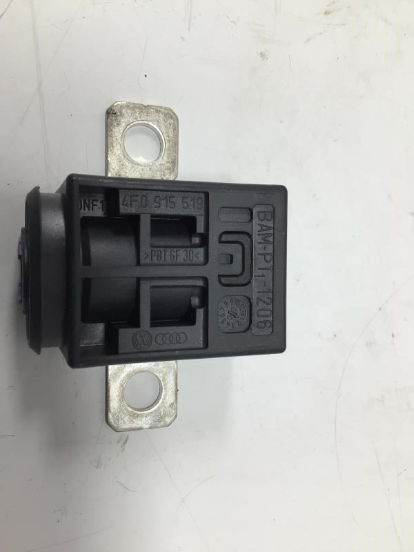 2007 AUDI A8 BATTERY TERMINAL FUSE PROTECTION MODULE OEM+