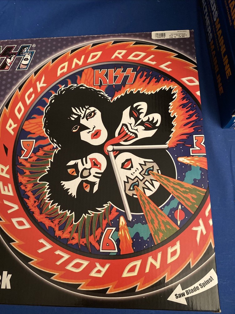KISS Rotating Wall Clock Rock & Roll 20032New