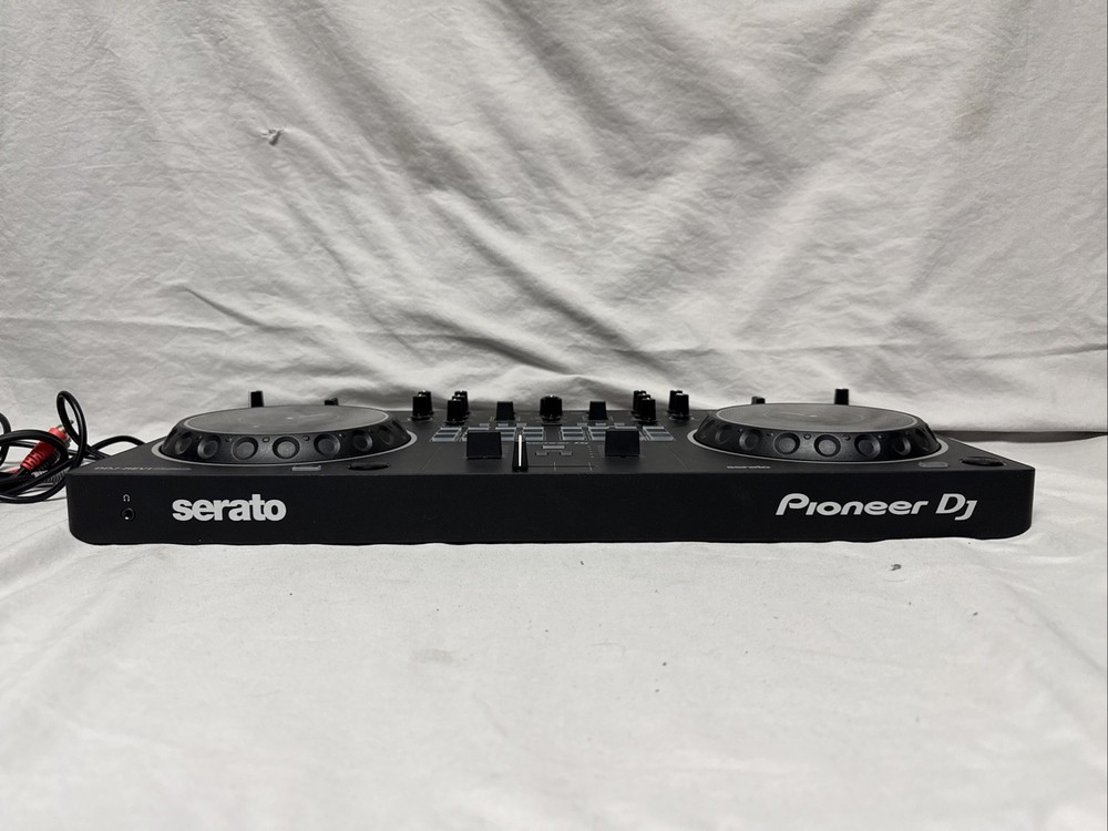 Pioneer DDJ-REV1 Double Deck Controller - Black