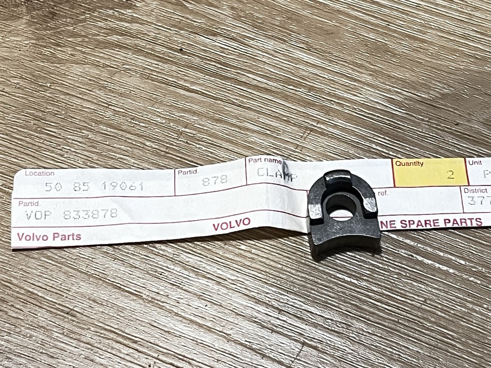 Volvo Penta 833878 Clamp