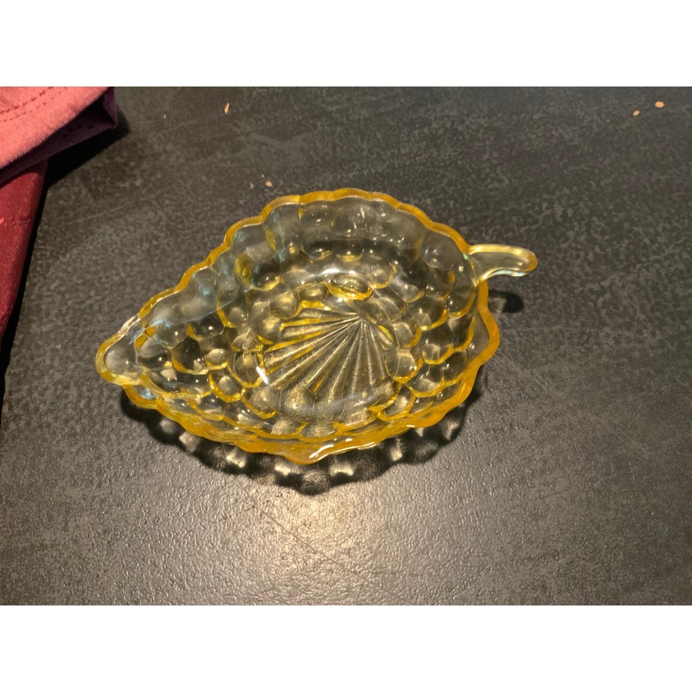 Vintage Anchor Hocking Bubble Leaf Nut/Candy Dish
