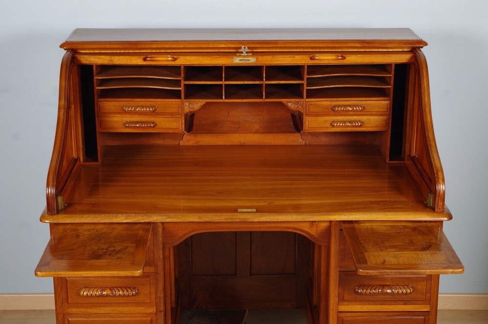 American office signed Pichon in Lyon