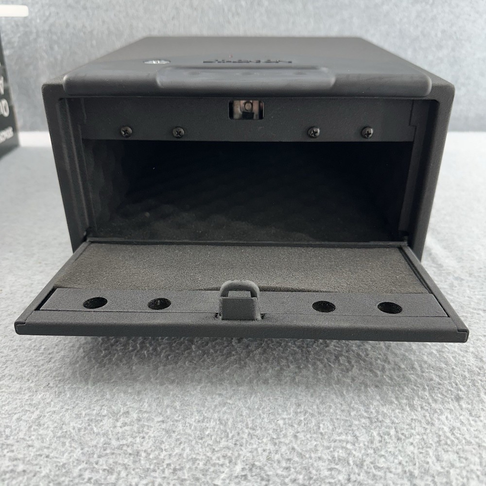STACK-ON Quick Access Safe With Electronic Lock Gun Pistol 12x10x5 QAS-450