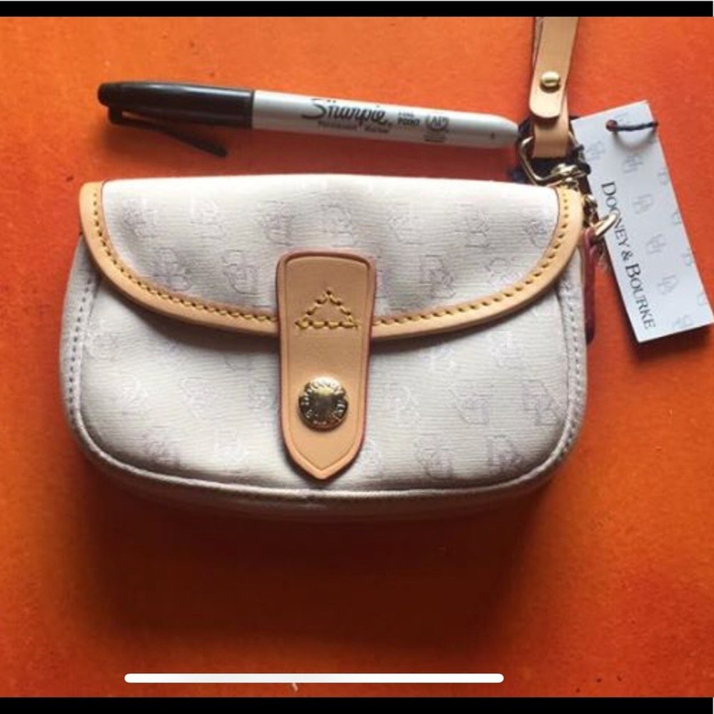 Dooney & Bourke Wristlet