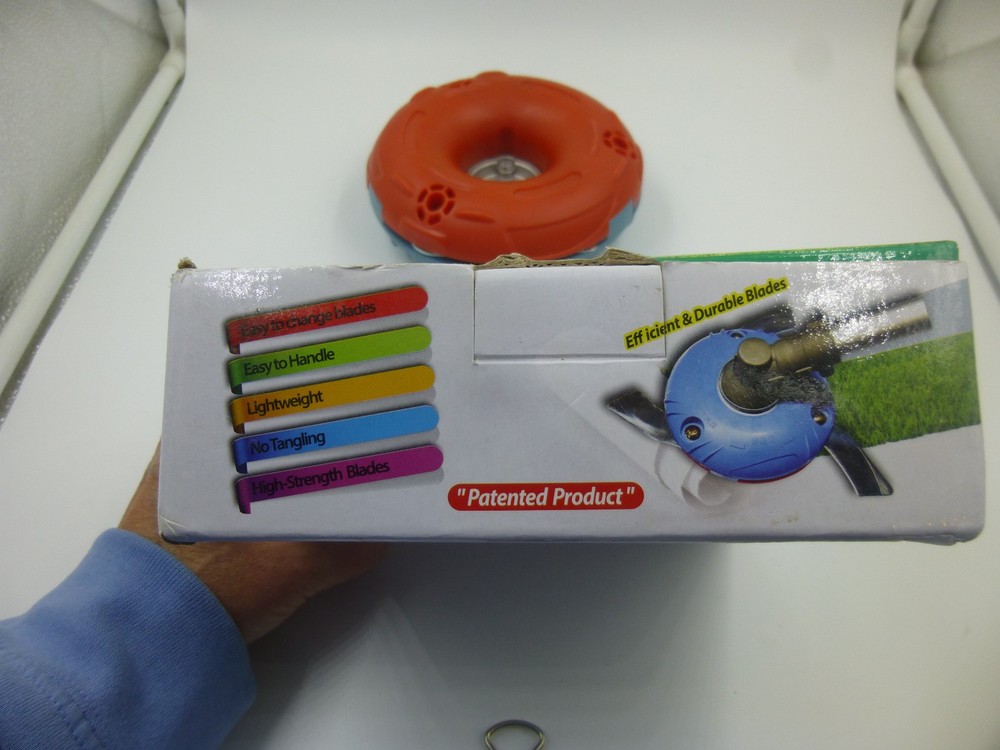 AMKOR Tri-clone Trimmer Head. Three Blade Conversion. New in Box.