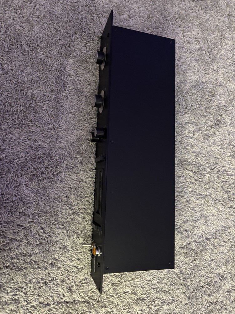 KLARK TEKNIK 76-KT Limiting Amplifier Rack Mount Black Compression/Limiting