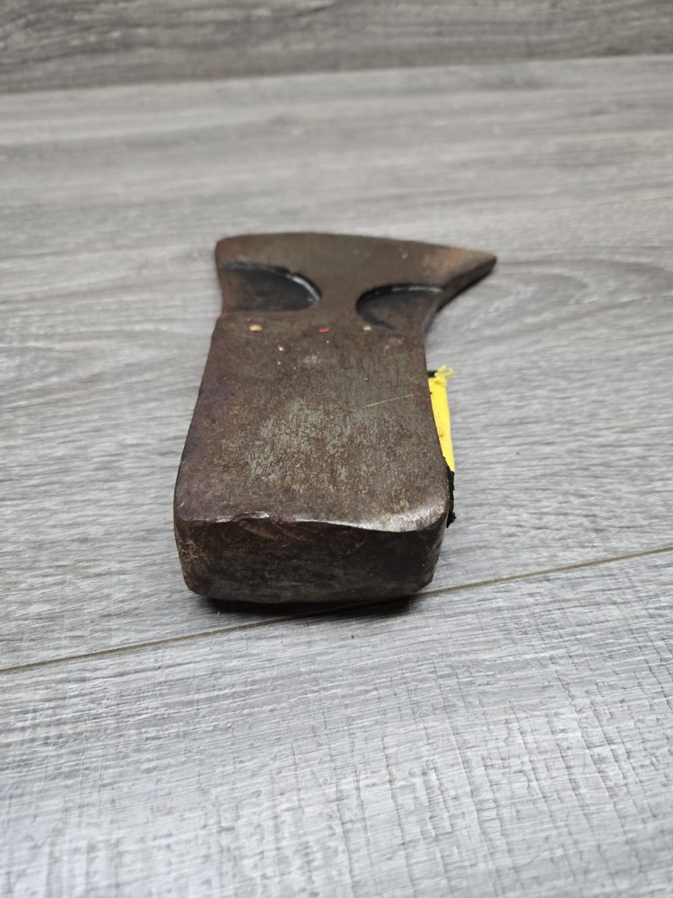Single Bit Beveled Axe Head 3-1/2 Lb Unmarked