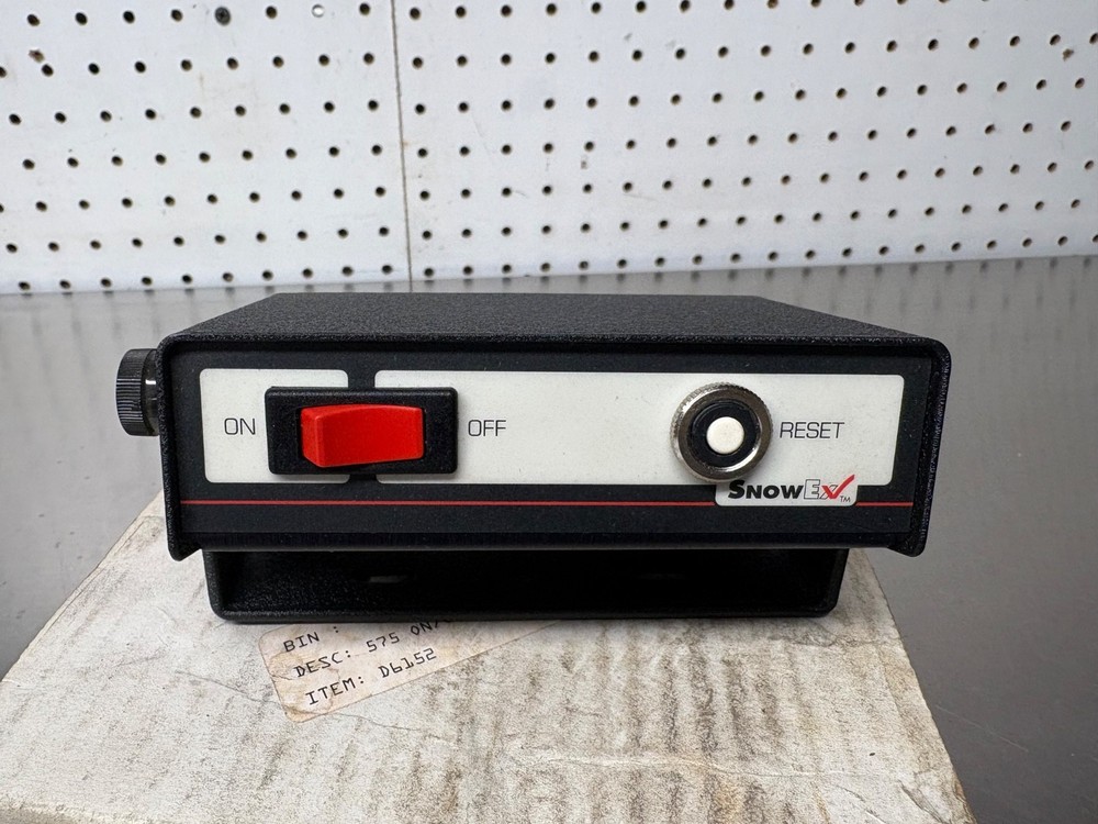 NEW OEM SnowEx D6152 On Off Spreader Controller Snow Ex