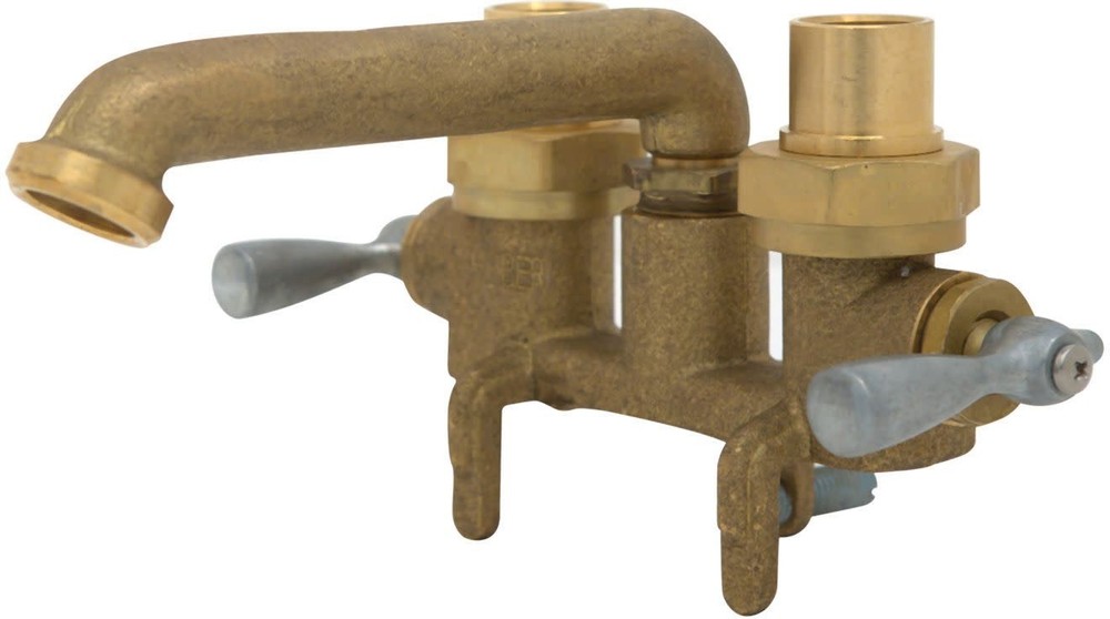 Gerber G0049535 Classics 2.2 GPM Deck Mounted Double Handle - Brass