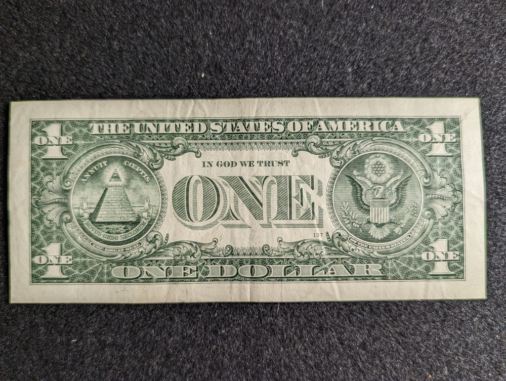 2013 $1 FRN Error note. 2 errors AU
