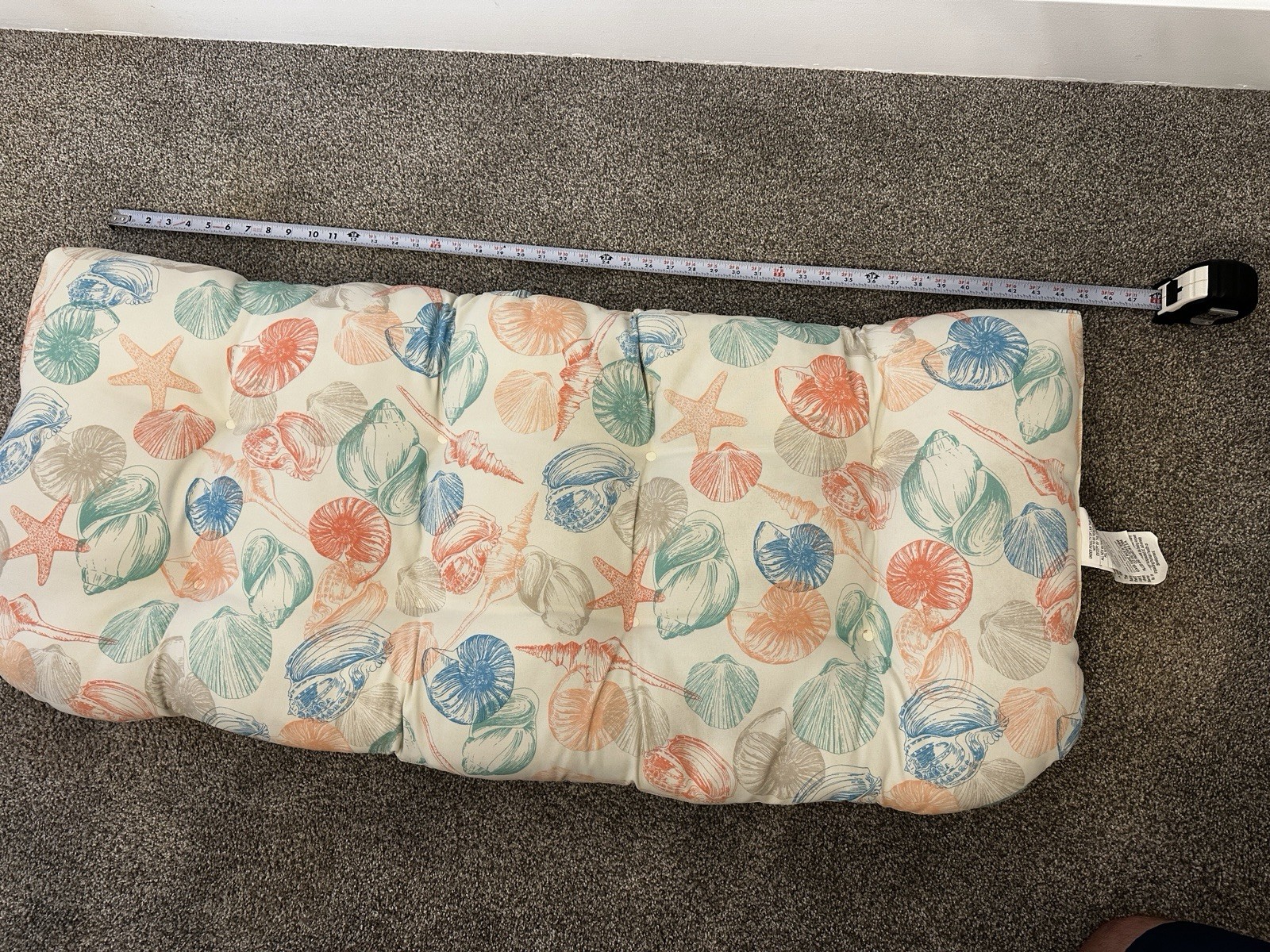 OUTDOOR Patio CHAIR Tufted CUSHIONS (4) & Love Seat (1) BRAND NEW - 5 Total