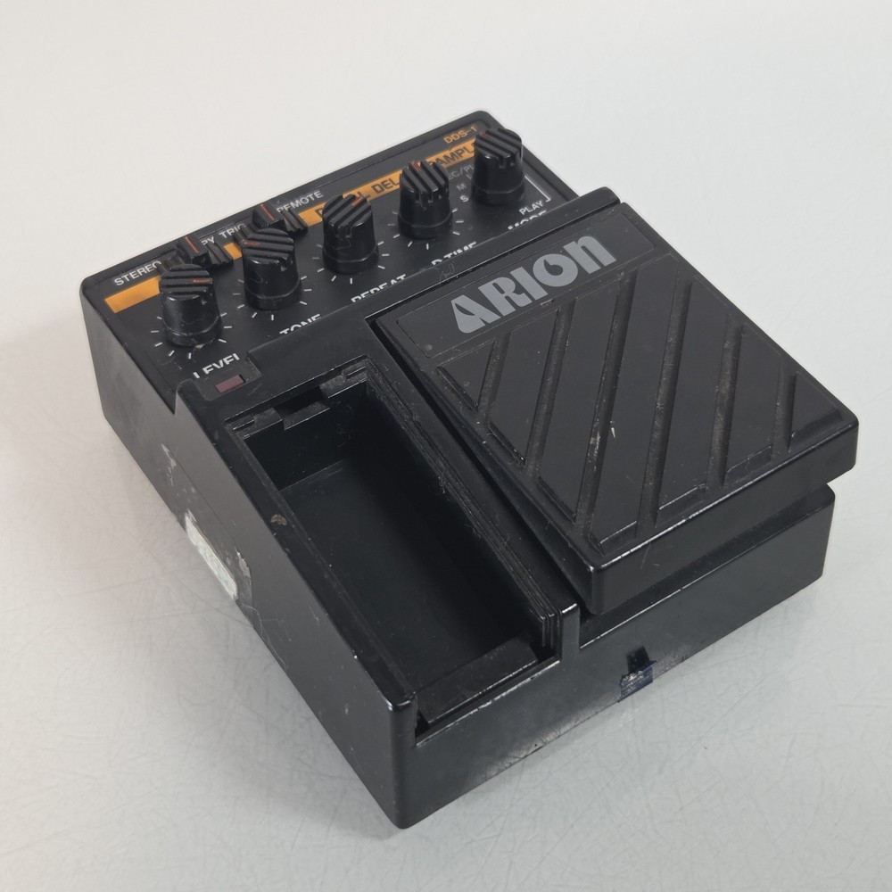 Arion DDS-1 Digital Delay / Sampler Rare Vintage Guitar Effect Pedal - UNTESTED
